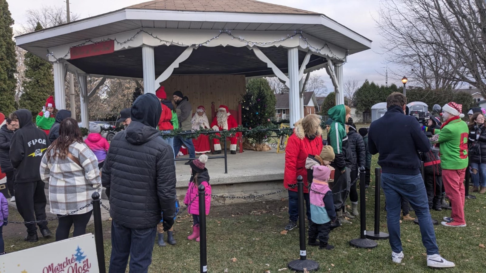 Retour en images sur le Marché de Noël de Coteau-du-Lac 
