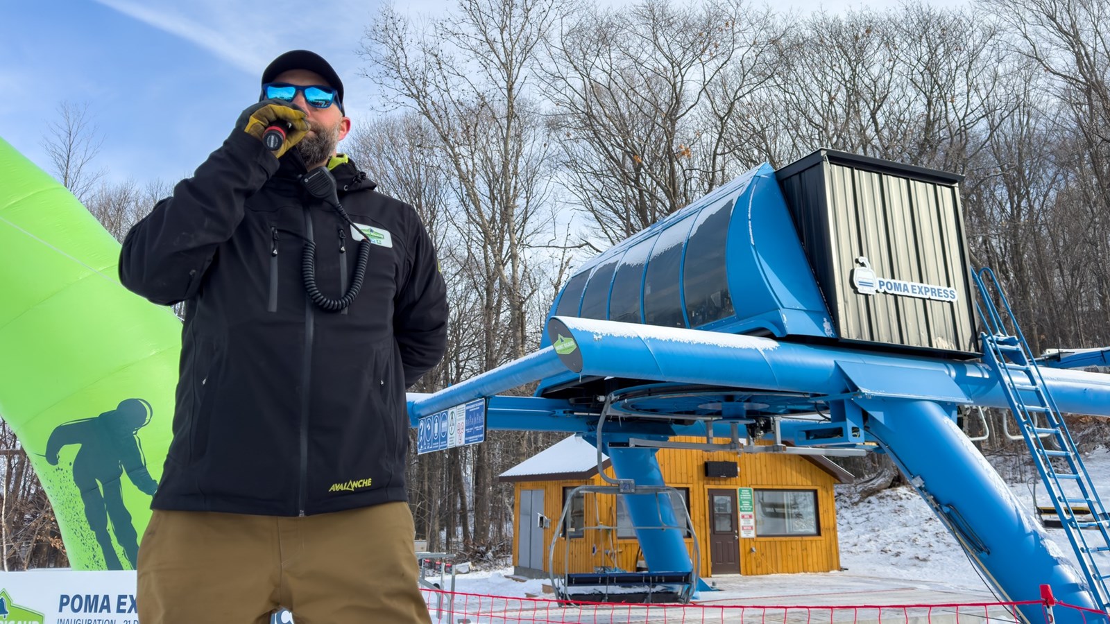 Jean-Luc Brassard inaugure le Poma Express au Mont Rigaud