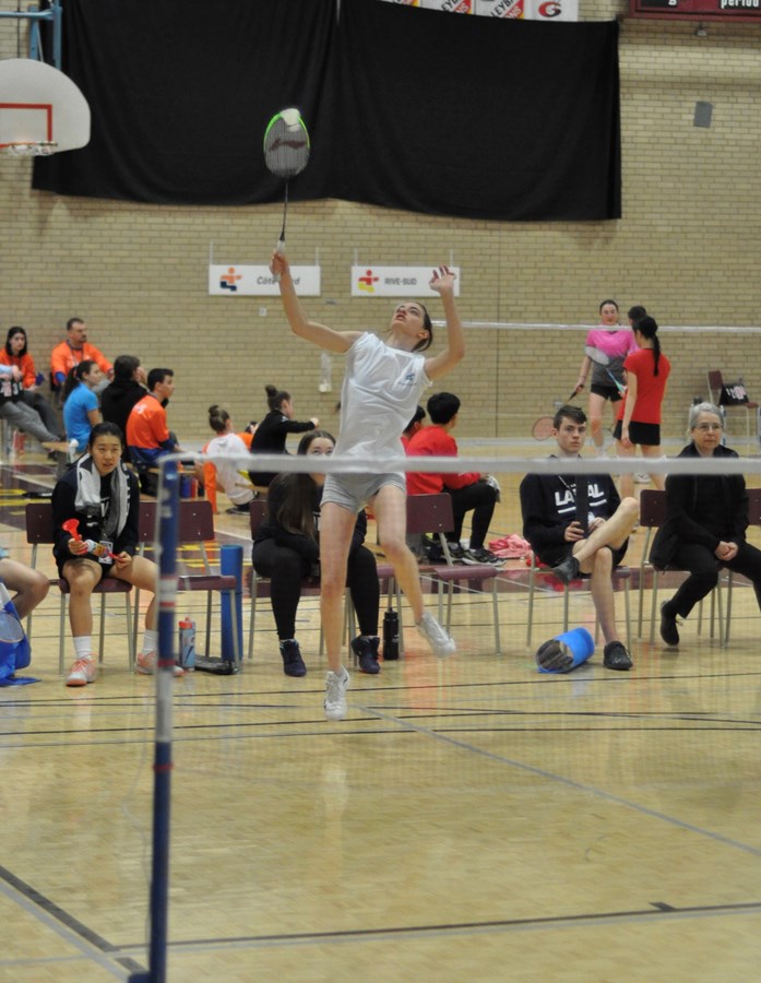 L’équipe de badminton a démontré de beaux aspects et se sont investis au cours d’une journée qui a duré une dizaine d’heures dans les gymnases du Triolet