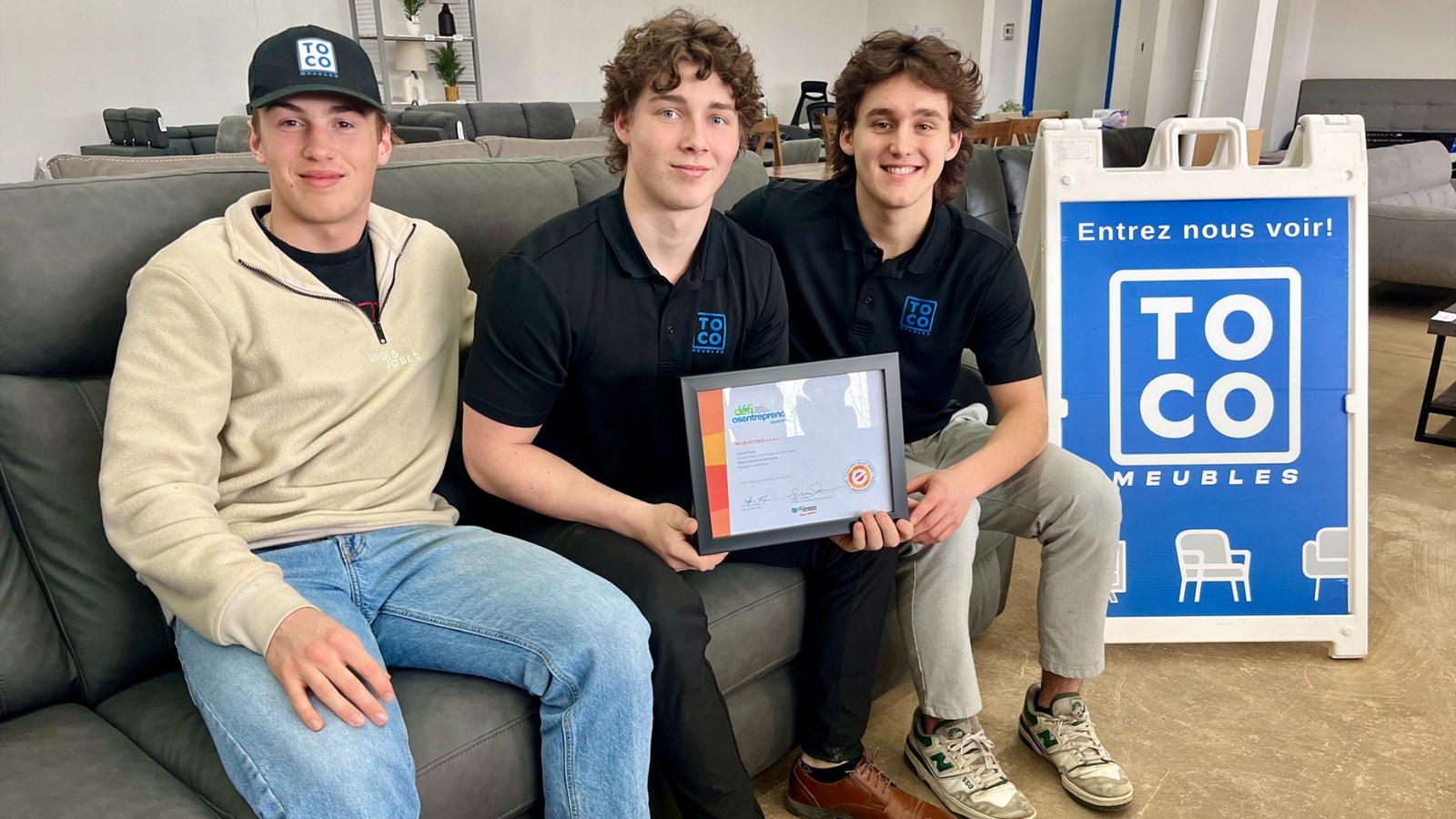Vincent Larin, Alek Vallée et Justin Houle, propriétaires de Meubles Toco