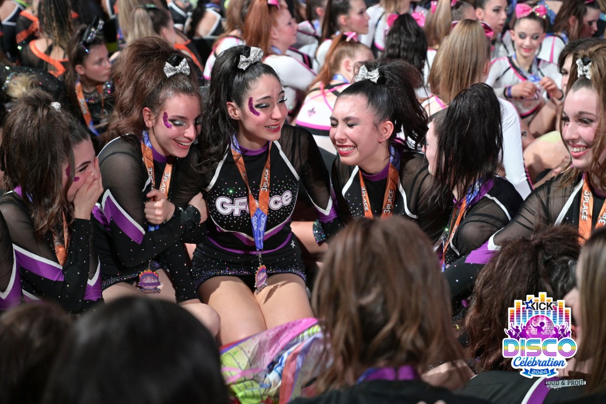 Les Knights de Gymini se qualifient pour les Championnats du monde de cheerleading