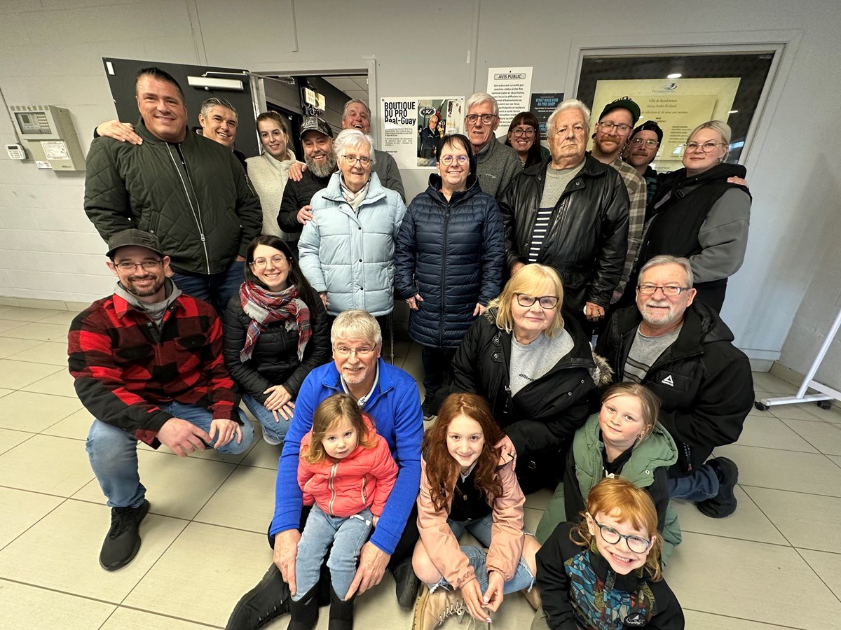 Dévoilement d'une plaque commémorative en l’honneur d'un citoyen impliqué à Beauharnois