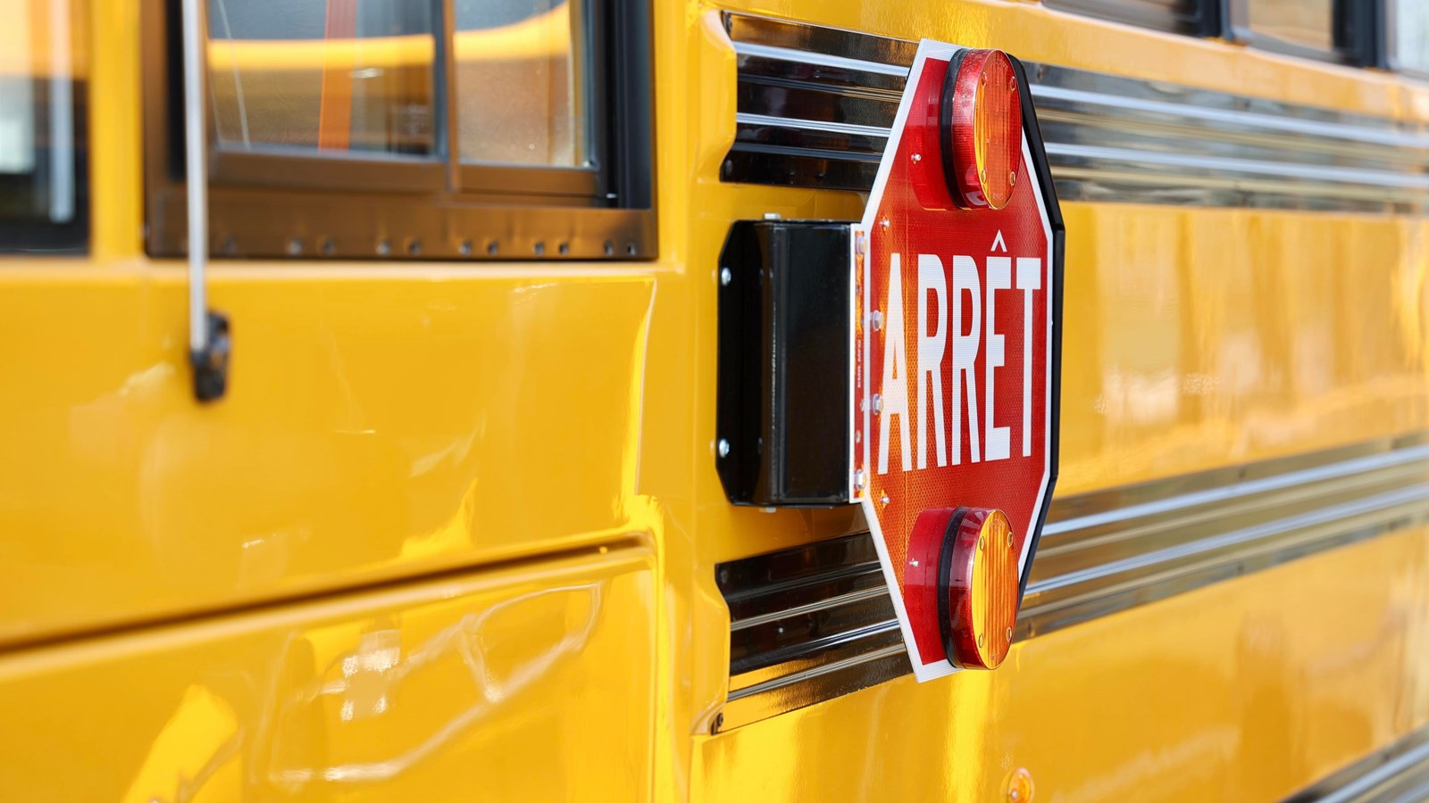 Des bouchons de circulation causent des dizaines d’heures d’école manquées