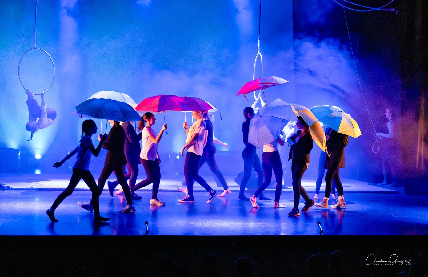 La troupe de cirque des Trois-Lacs en met plein la vue