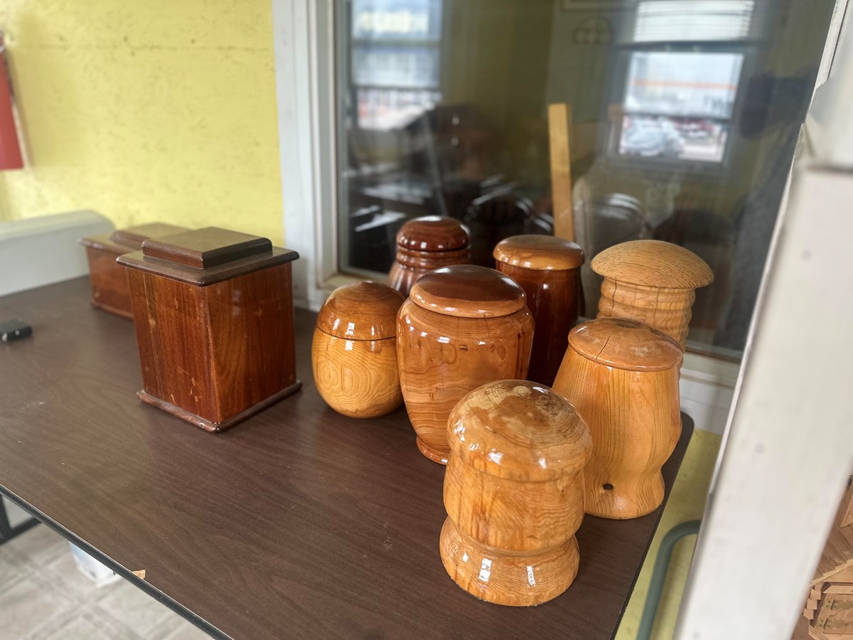 Urnes diverses