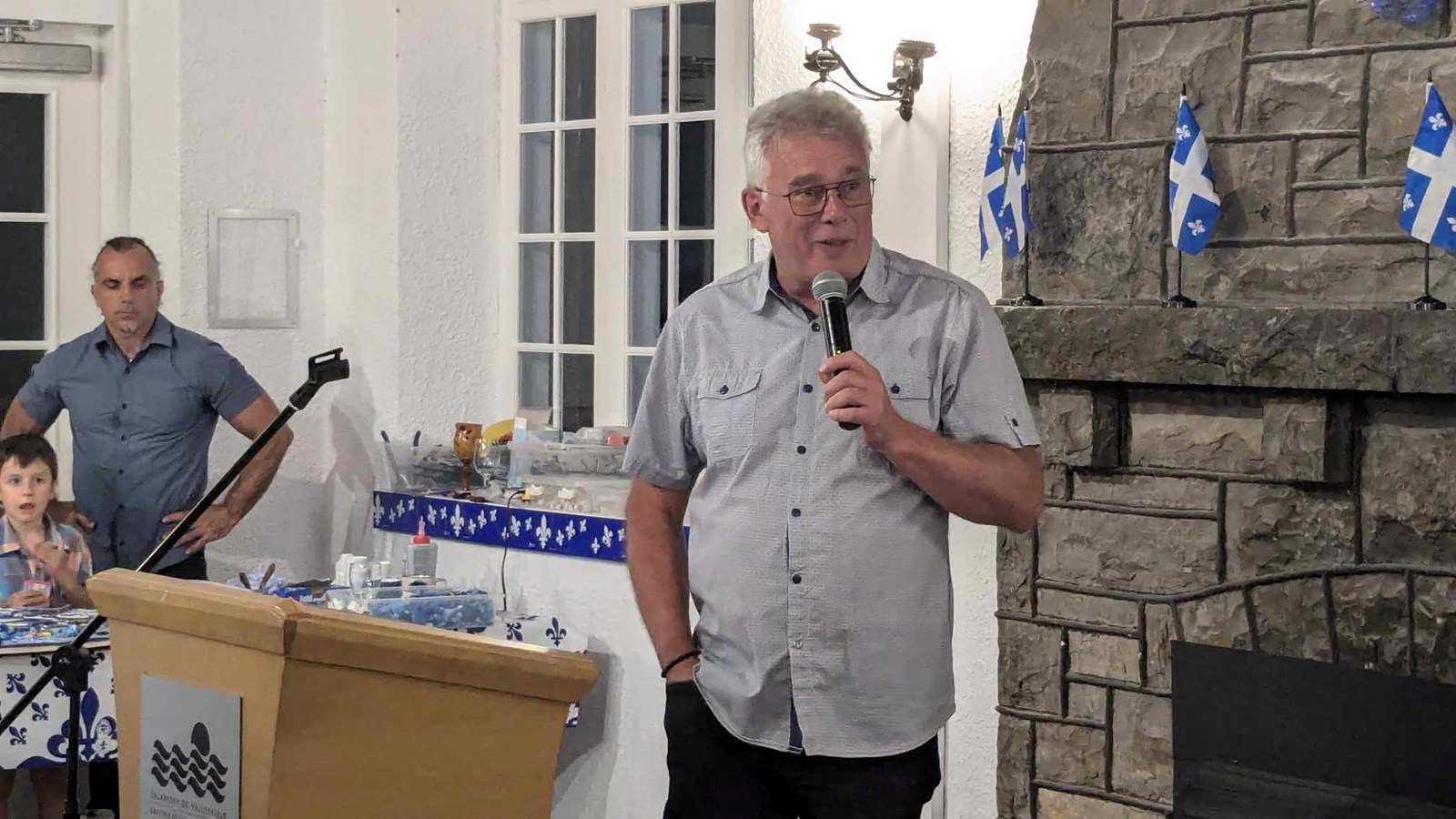 Patrick Bousez, préfet de la MRC de Vaudreuil-Soulanges et maire de Rivière-Beaudette a livré un témoignage sur son expérience personnel en immigration 