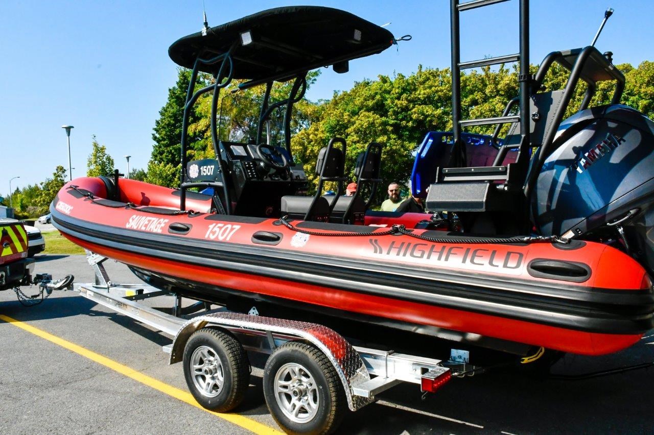Un nouveau bateau de sauvetage pour l’équipe incendie de Rigaud