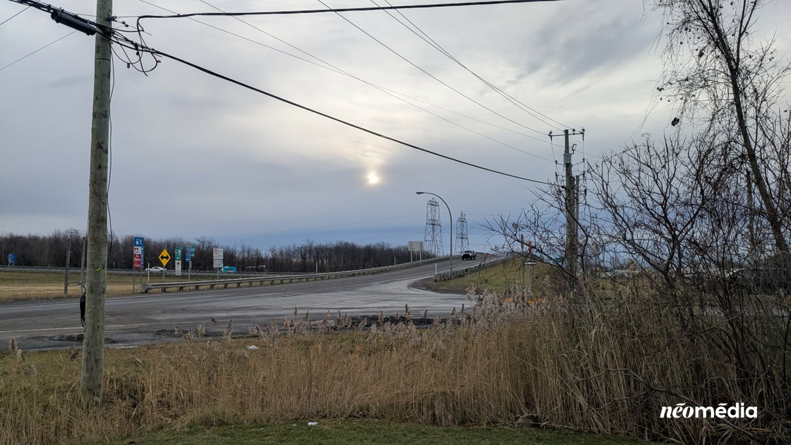 Un feu de circulation prévu sur la rue Sauvé à Les Coteaux d’ici 2027 