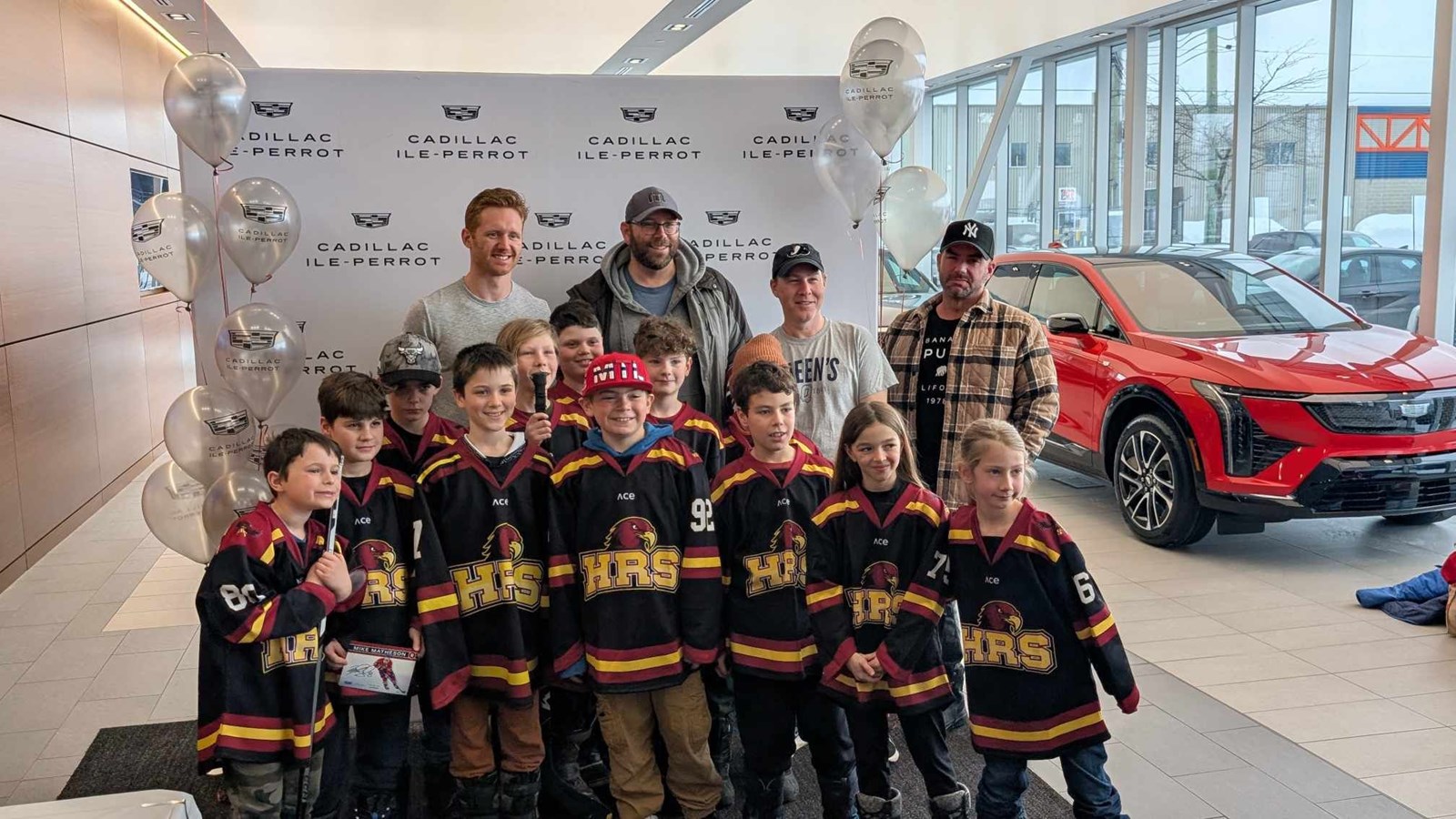 Mike Matheson à la rencontre de ses partisans à l’Île-Perrot