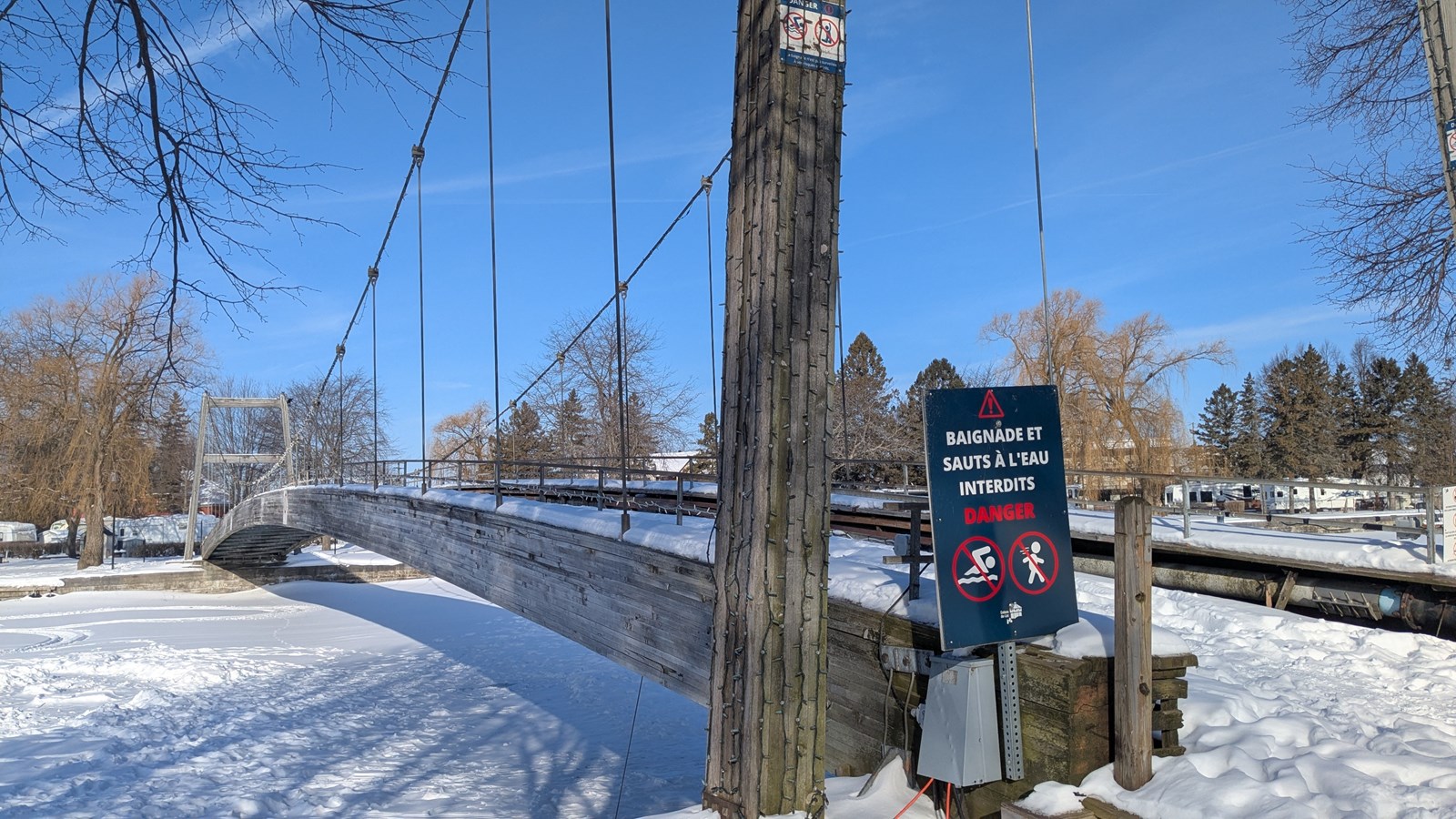 Le pont piéton du parc Thomas-Monroe sera finalement réparé