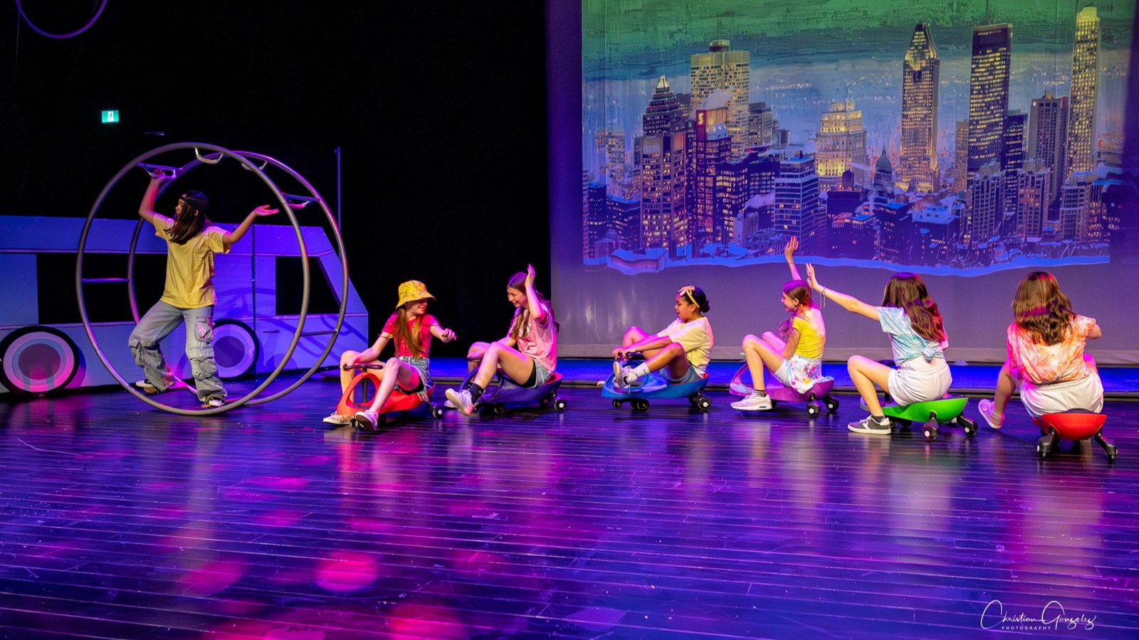 Festi-Cirque: retour en images sur la prestation de l'école du Papillon-Bleu