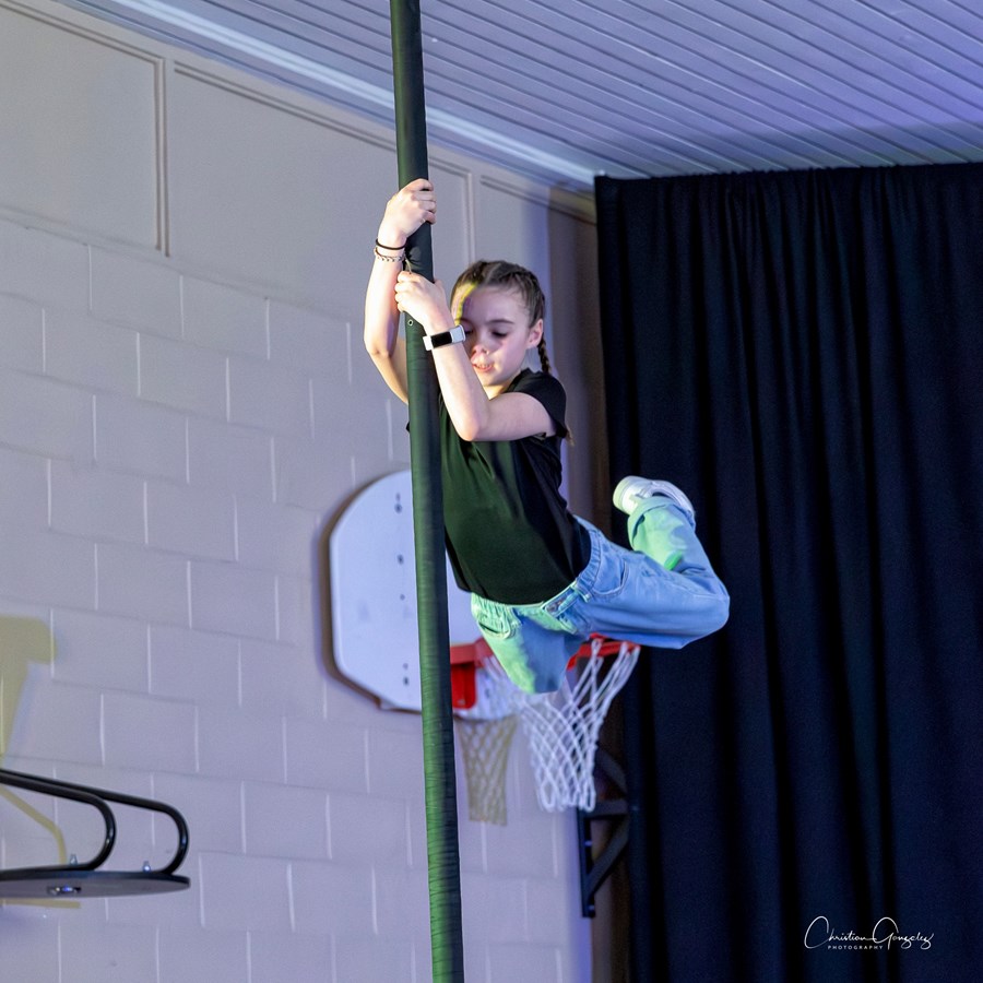 Festi-Cirque: retour en images sur le spectacle de l'école de l'Épervière