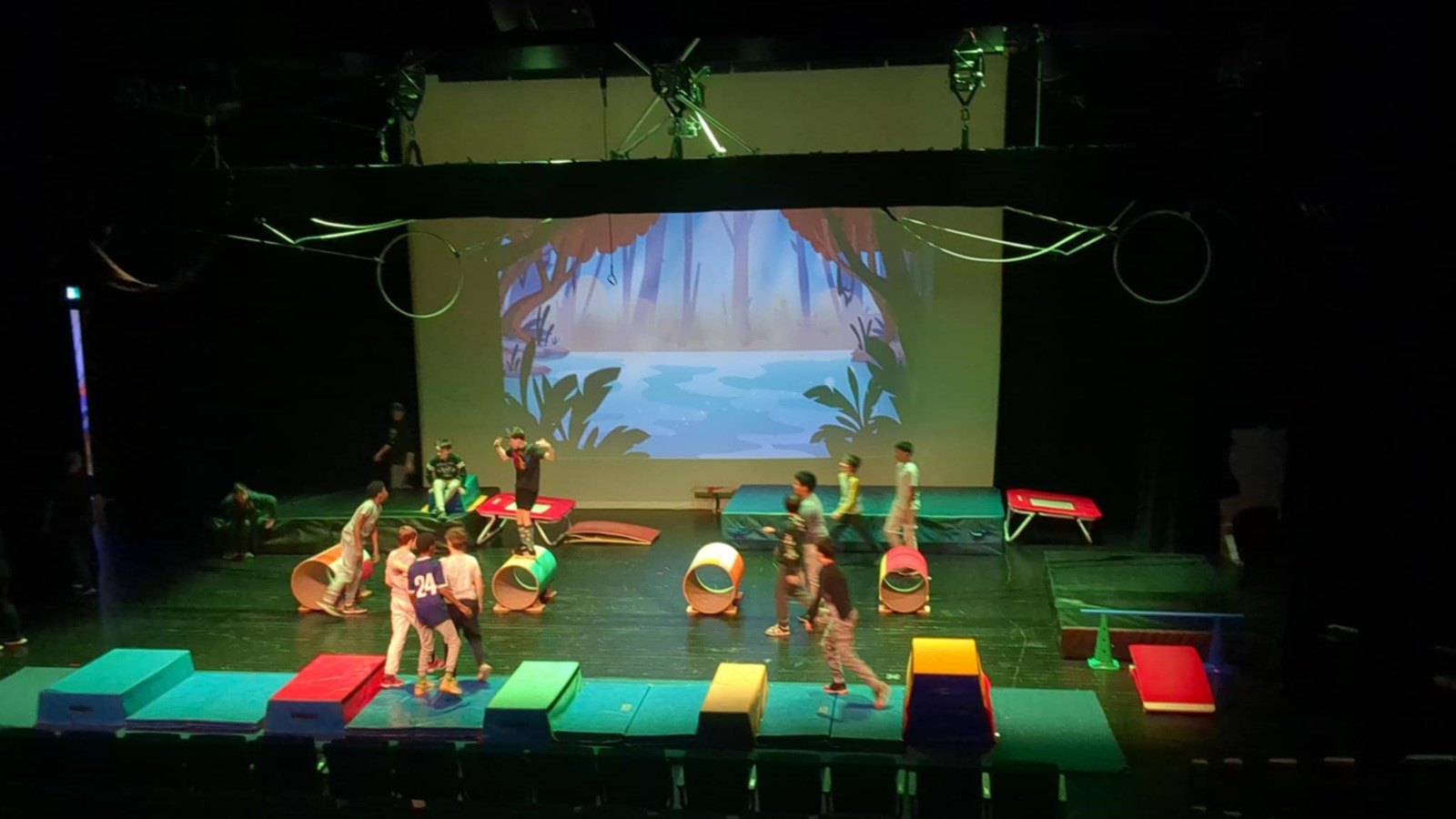 Encore plus de pirouettes et d'acrobaties pour la 10e édition du Festi-Cirque