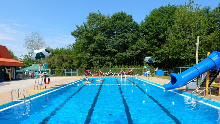 La piscine du Parc nature Les Forestiers prête à recevoir les baigneurs