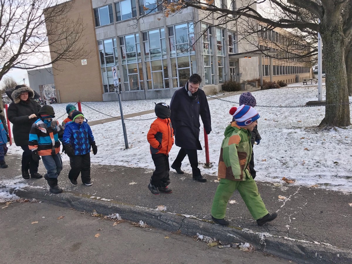 Le député Guy Leclair souligne la Journée Nationale des Enfants