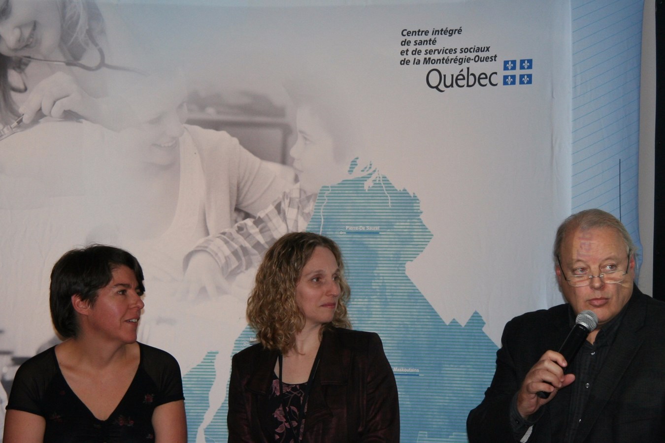 Table ronde ayant comme thème le "Trouble du spectre de l'autisme : Quand tous les partenaires se mobilisent au bénéfice des enfants! "
Mme Sophie Plaisance, responsable du développement des services, Autisme Montérégie
Mme Caroline Bouffard, coordonnatrice – programme spécialisé TSA 7 ans et plus, CISSS de la Montérégie-Ouest
M. Claude Bouchard, directeur des programmes Déficiences, CISSS de la Montérégie-Ouest