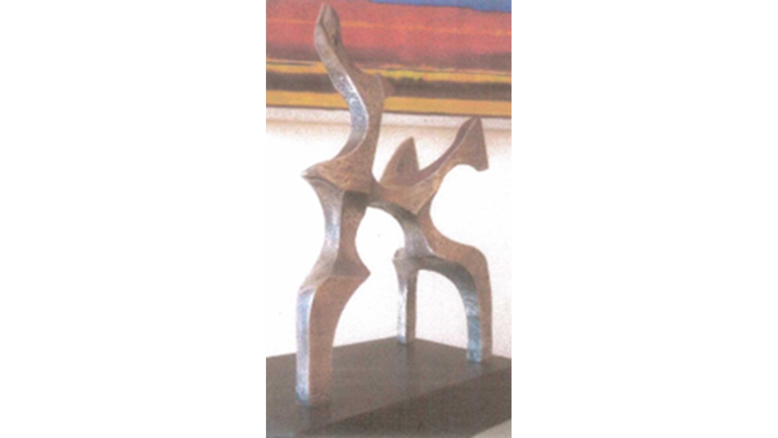 La sculpture Work inspired Taichi, aluminium No 12, aussi volée dans une galerie d'art. 