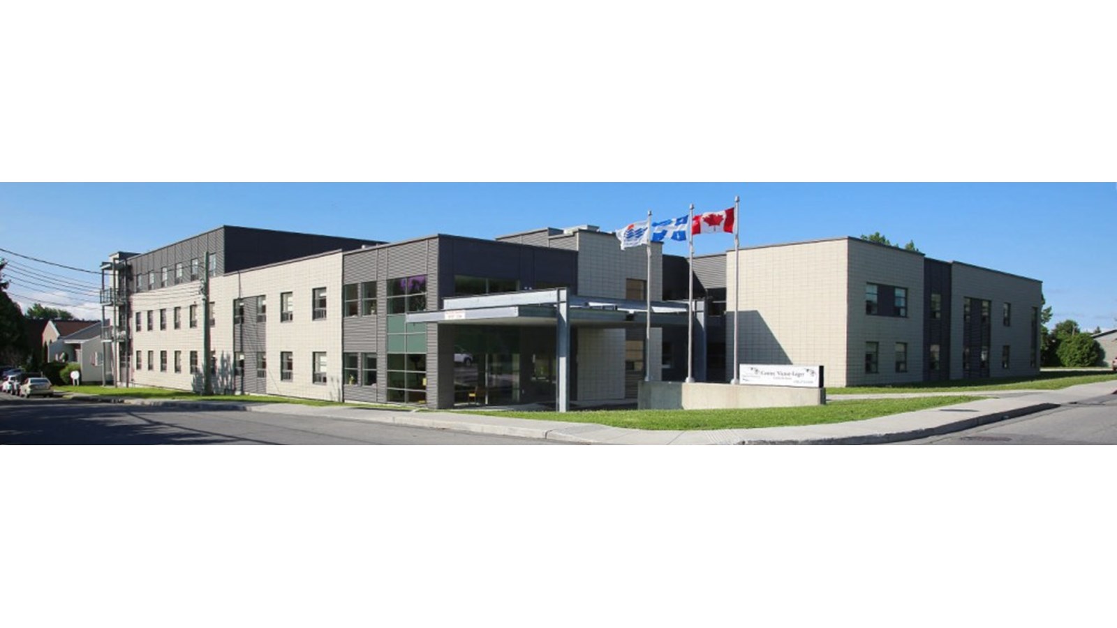 Le Centre Victor-Léger est la propriété de Les Résidences Quatre Saisons tout comme la Résidence Bellerive, la Résidence Académie et le Centre Dr. Aimé-Leduc.