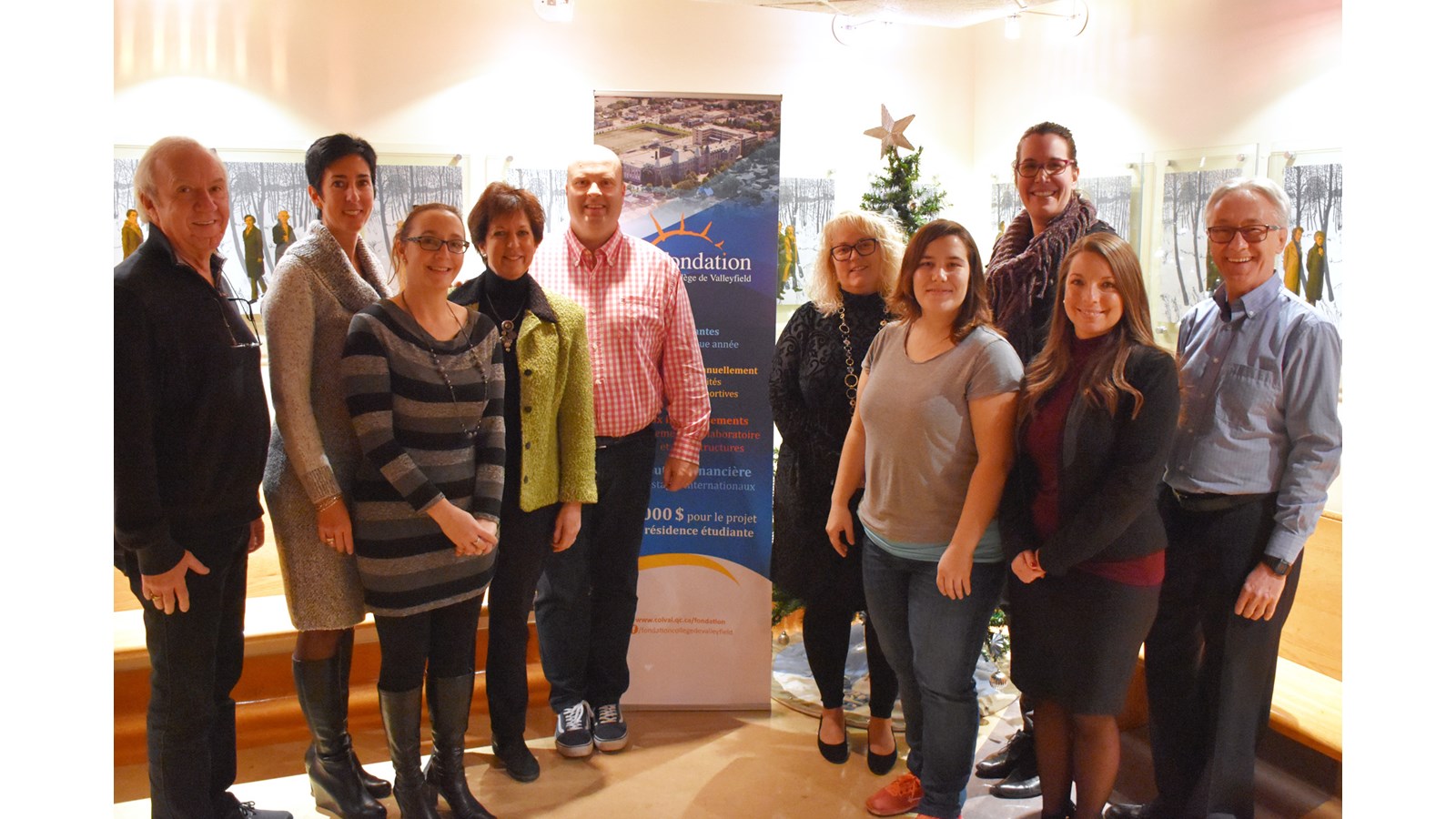 Le conseil d’administration de la Fondation du Collège de Valleyfield pour la prochaine année sont : Jean-Claude Lecompte, Mireille Théorêt (directrice générale), Odette Perron, Marc Faubert, Nathalie Rocherfort, Mylène Julien, Anne-Marie Lefebvre, Véronique Proulx et Jean-Pierre Courchesne.