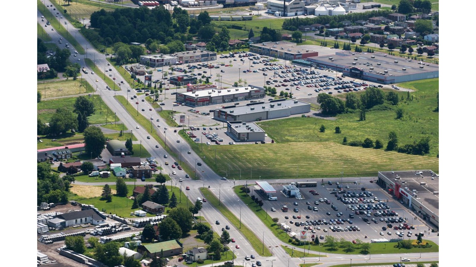 Selon la Ville de Salaberry-de-Valleyfield, plus de 30 000 véhicules circulent quotidiennement sur le Boulevard Monseigneur-Langlois.