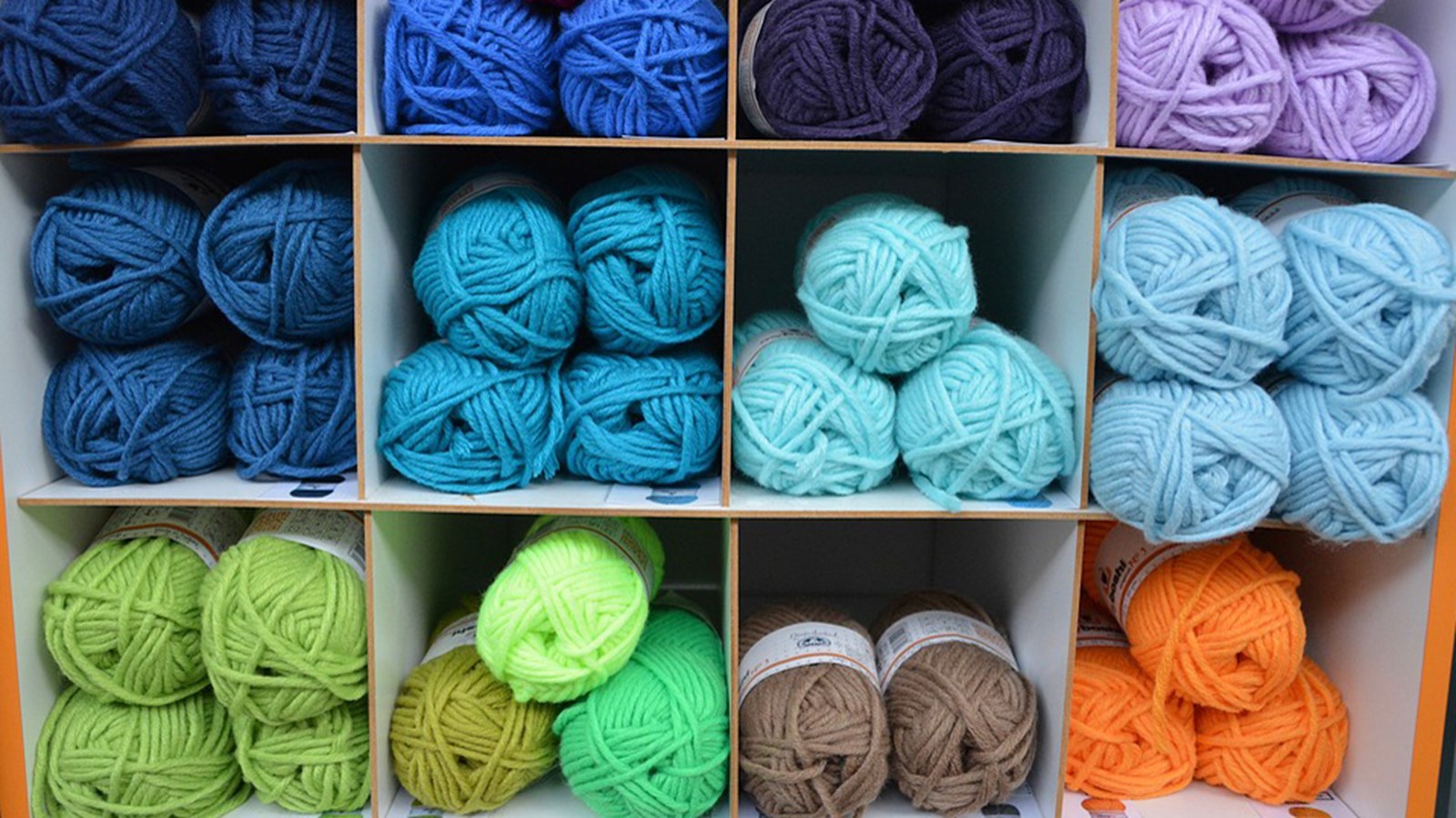 Trois biblio-tricot à venir à Saint-Urbain-Premier 
