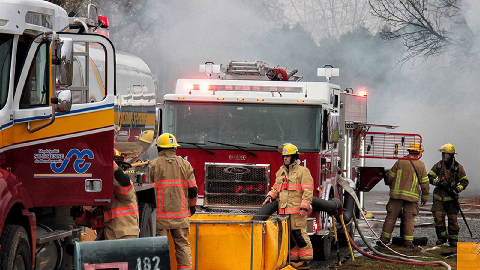Un incendie suspect détruit une résidence de l'Avenue Mercier à Salaberry-de-Valleyfield