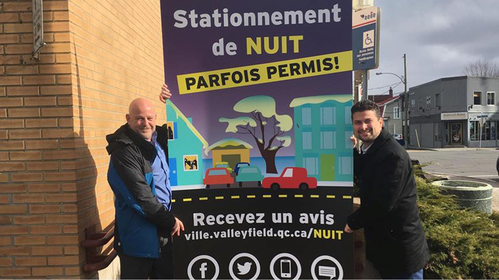 Stéphane Bellefeuille et Miguel Lemieux sont heureux de la mise en place de ce nouveau règlement dès le 1er décembre prochain.