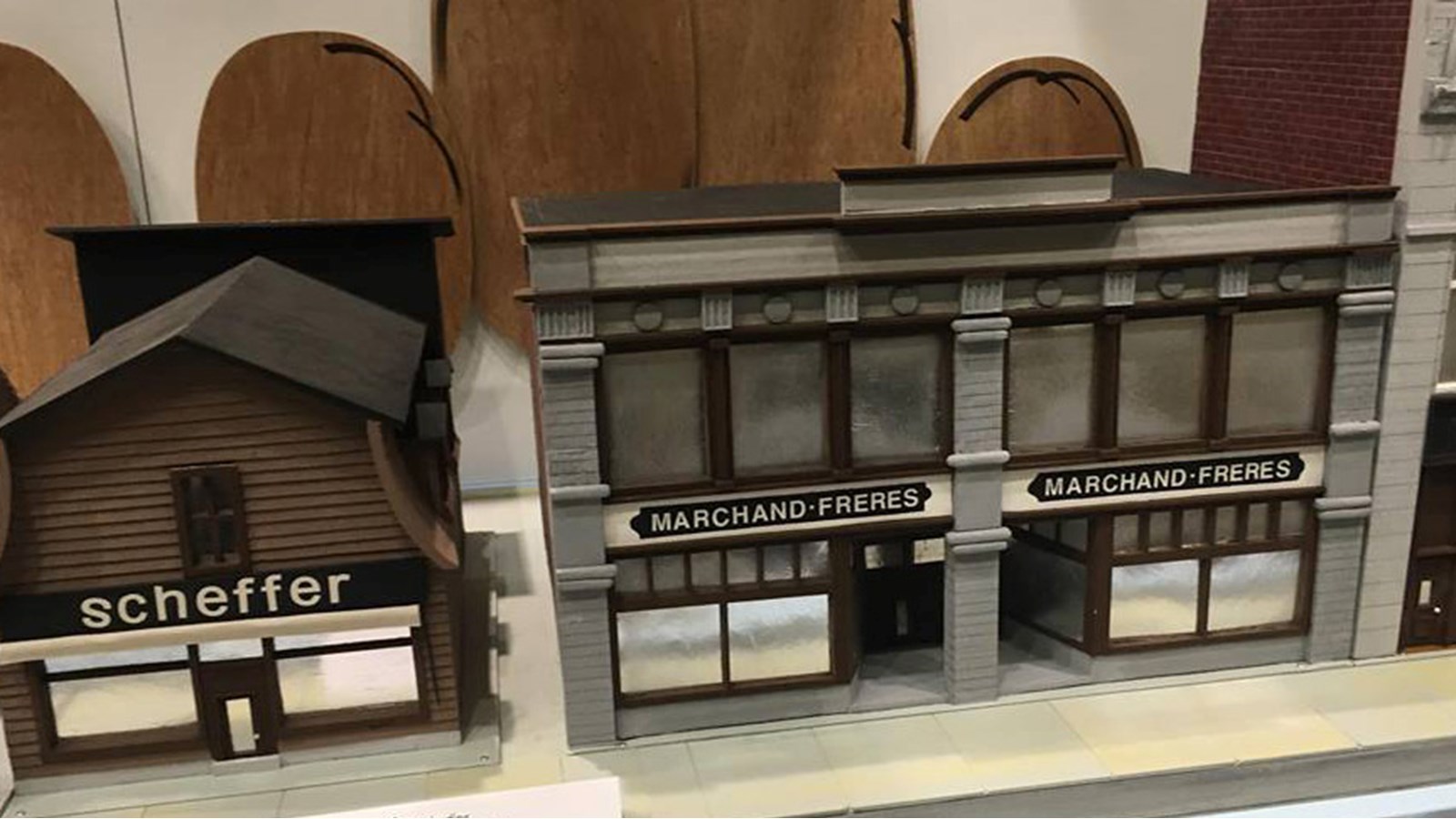 La rue Victoria des années 20 reprend vie à la Caisse Desjardins de Salaberry-de-Valleyfield