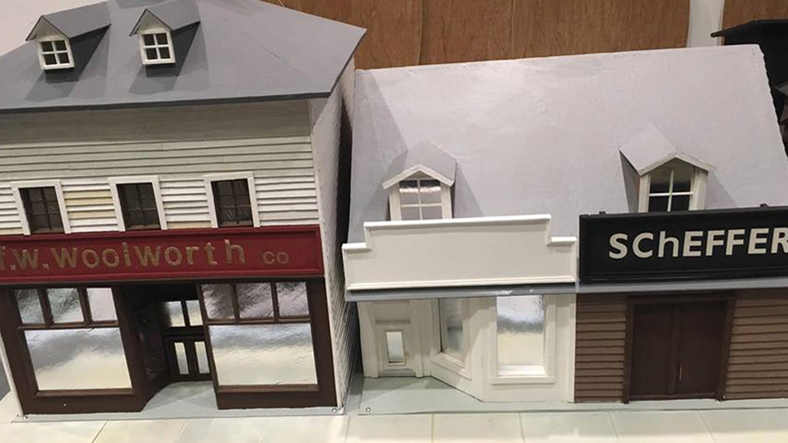 La rue Victoria des années 20 reprend vie à la Caisse Desjardins de Salaberry-de-Valleyfield