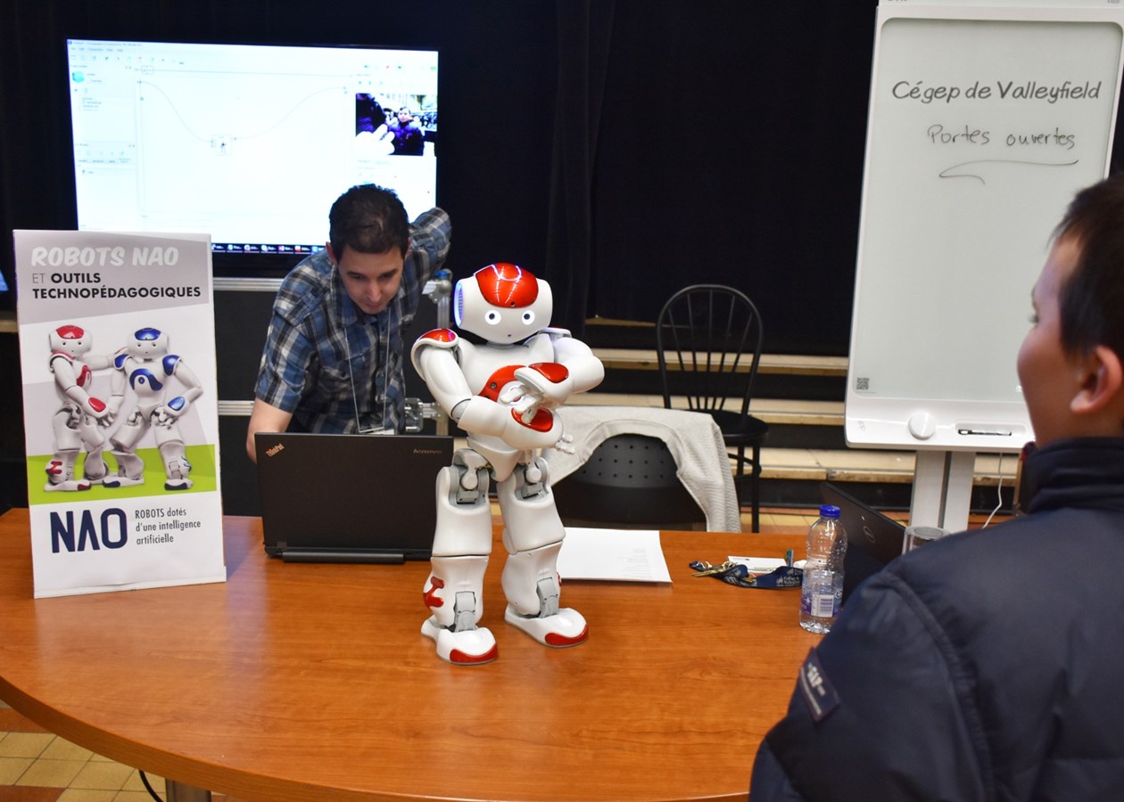 Portes ouvertes: 250 personnes visitent le Collège de Valleyfield