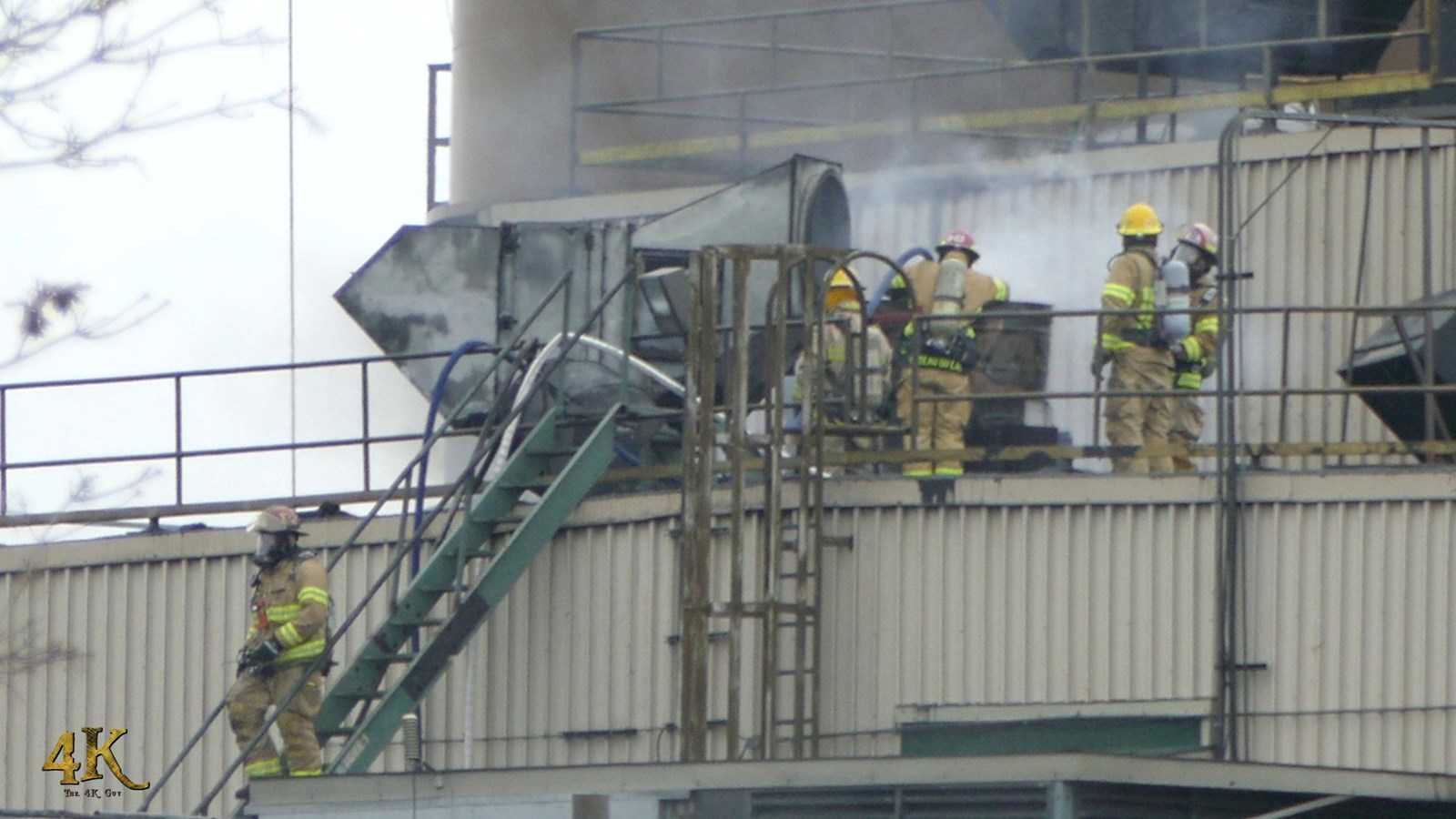 Incendie majeur en cours à l’usine GoodYear de Salaberry-de-Valleyfield