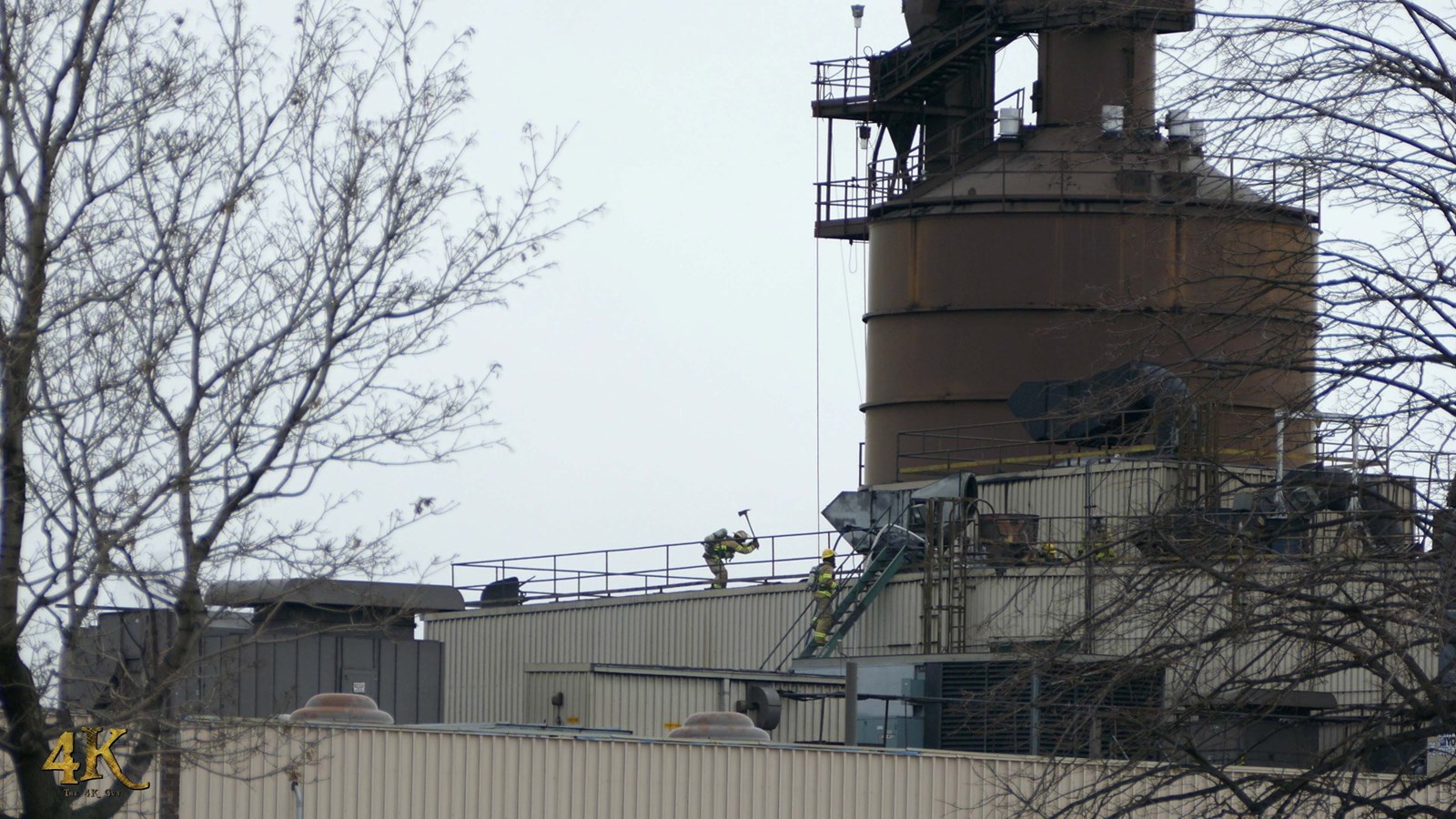Incendie majeur en cours à l’usine GoodYear de Salaberry-de-Valleyfield