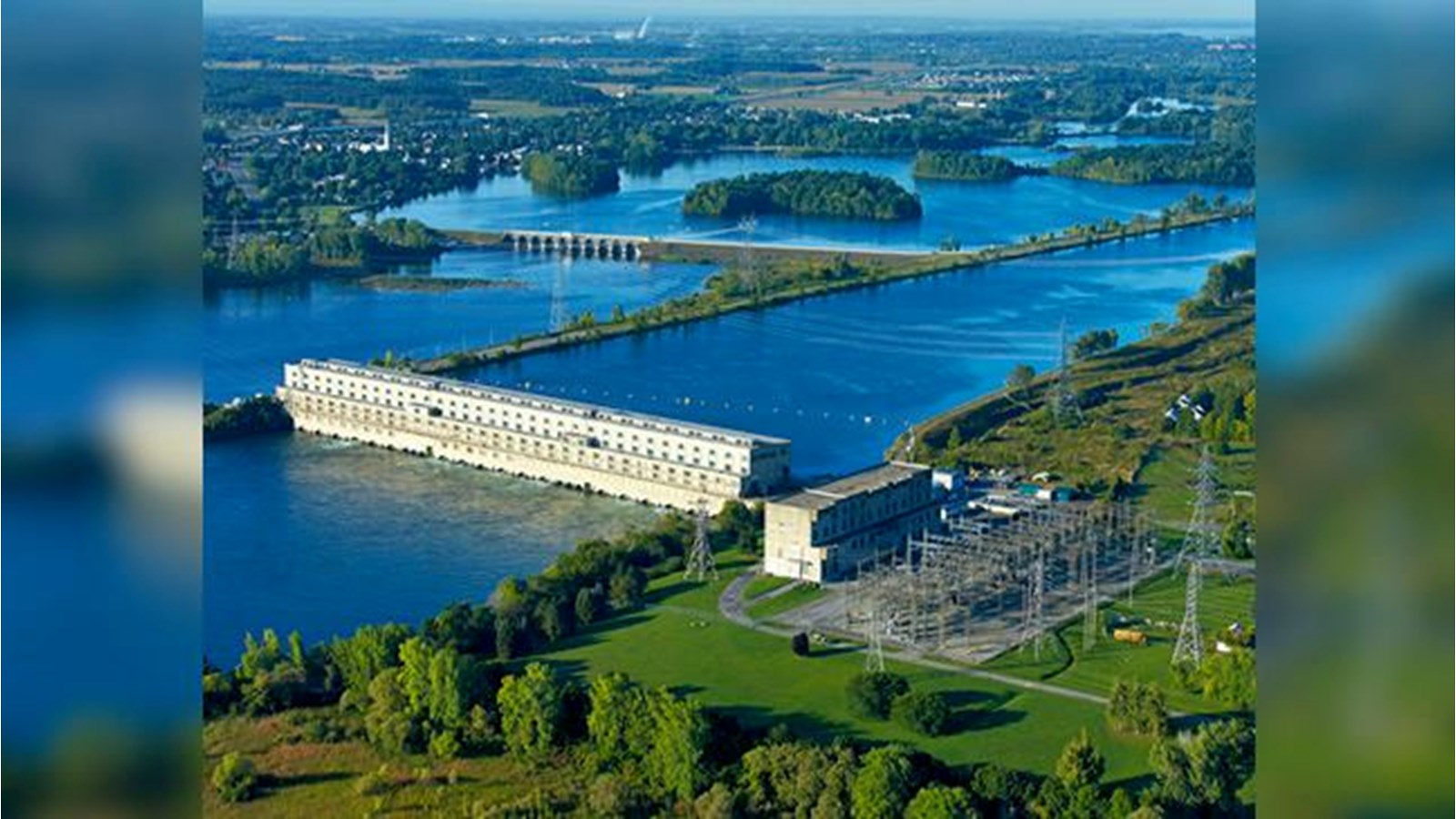 Hydro-Québec tient donc à rappeler aux populations concernées que la digue ne représente aucun risque pour la sécurité publique. Ils inspectent régulièrement l’ensemble des ouvrages afin d’en suivre la conformité aux normes en vigueur.