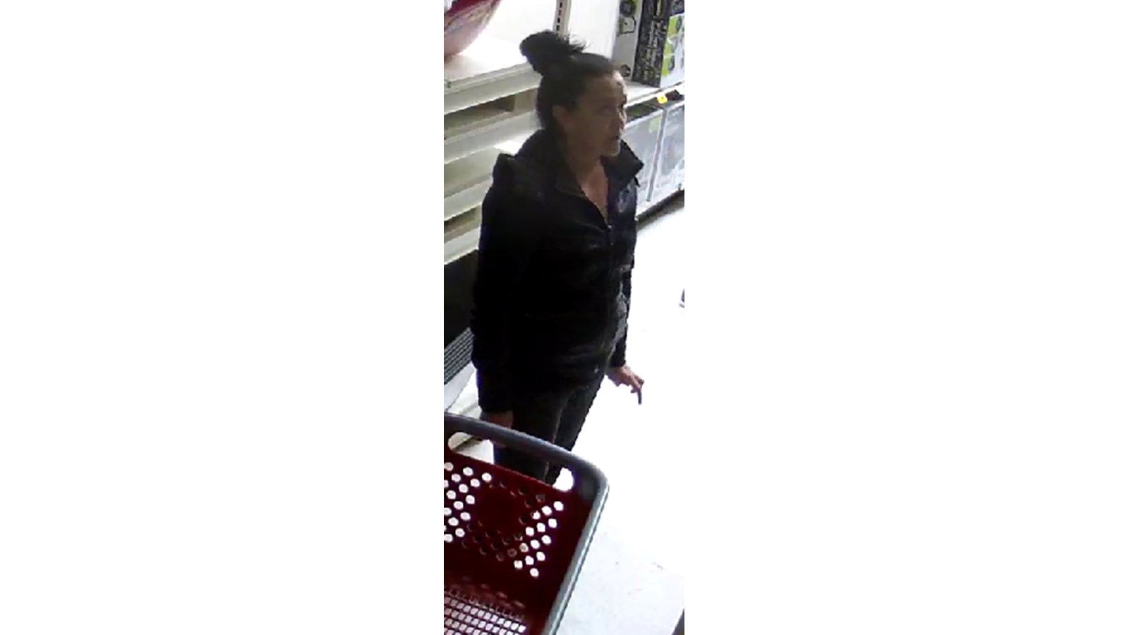 Le Service de police de Repentigny cherche à identifier deux suspects 
