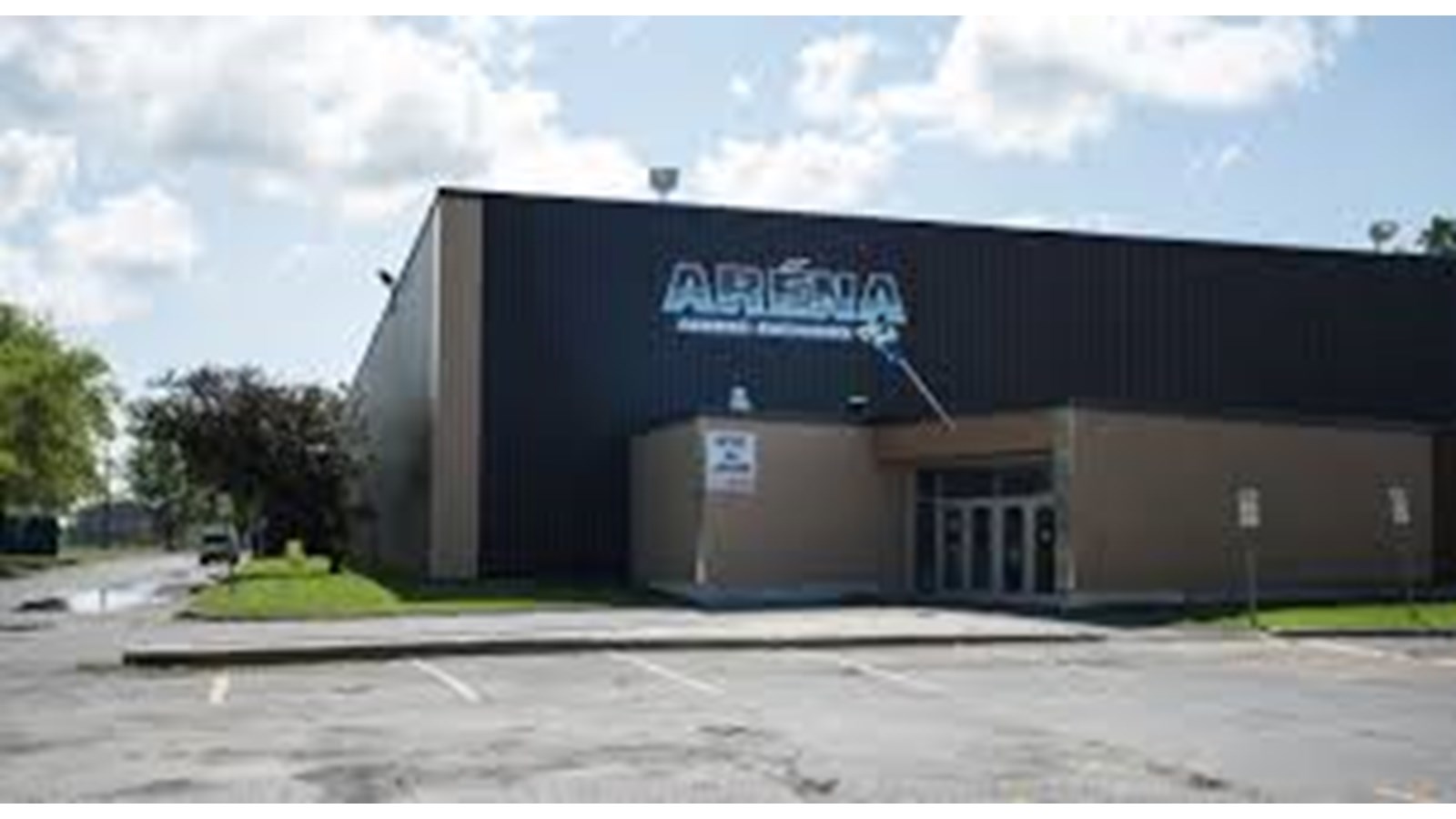 L'aréna est situé au 866 boulevard Gérard Cadieux. La soirée débutera à 17h.