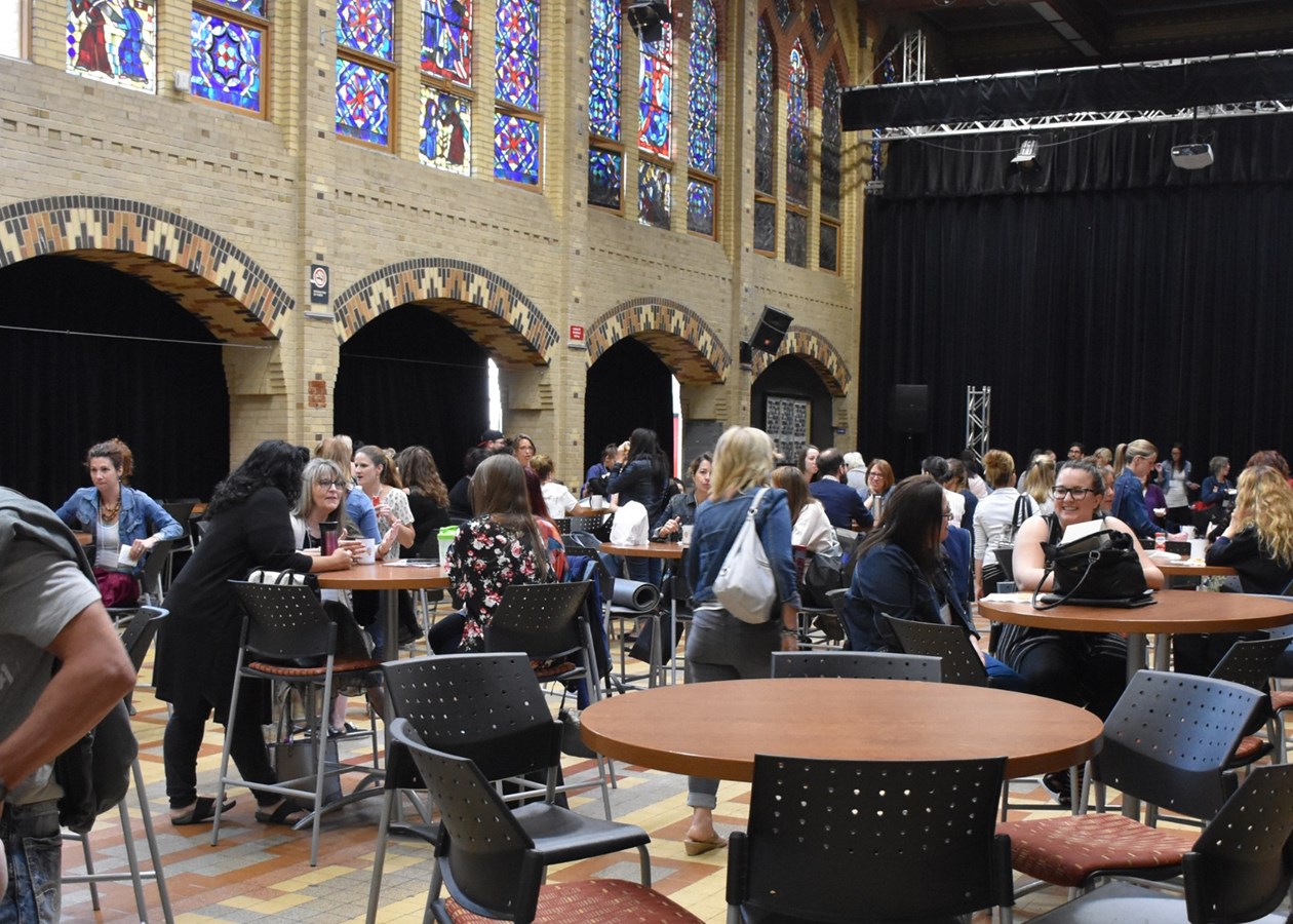 Plus de 200 personnes participent au 6e Colloque en santé mentale