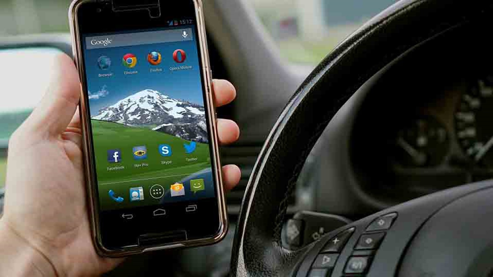 Nouvelles règles sur le cellulaire: permis ou interdit ?