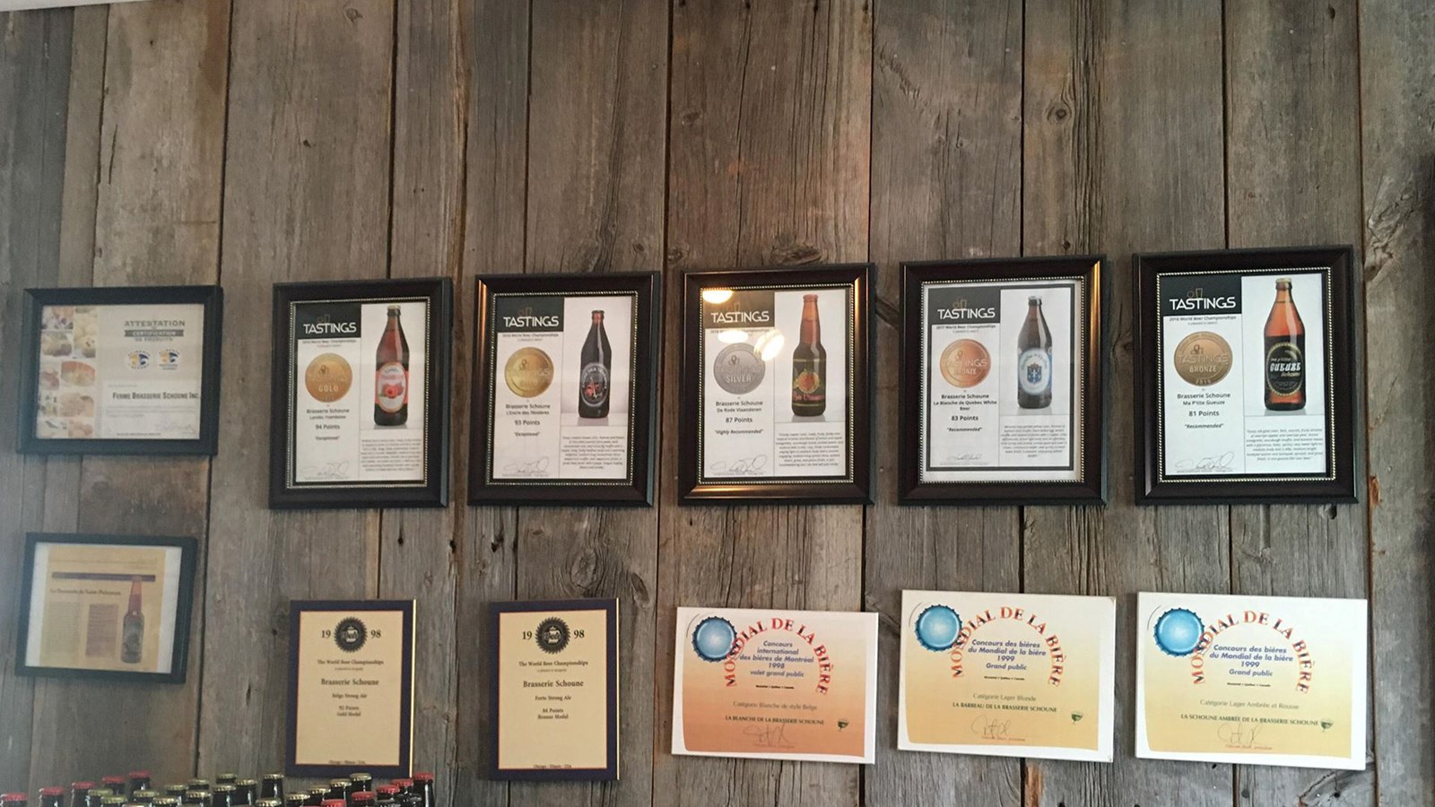Au fil des ans, la Brasserie Schoune a souvent été récompensé.
