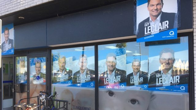 Guy Leclair inaugure son local électoral à Salaberry-de-Valleyfield