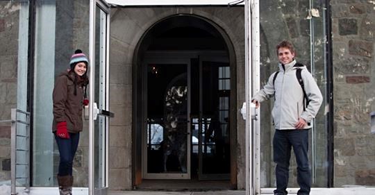 Plus de 250 personnes découvrent le Cégep Gérald-Godin lors de portes ouvertes