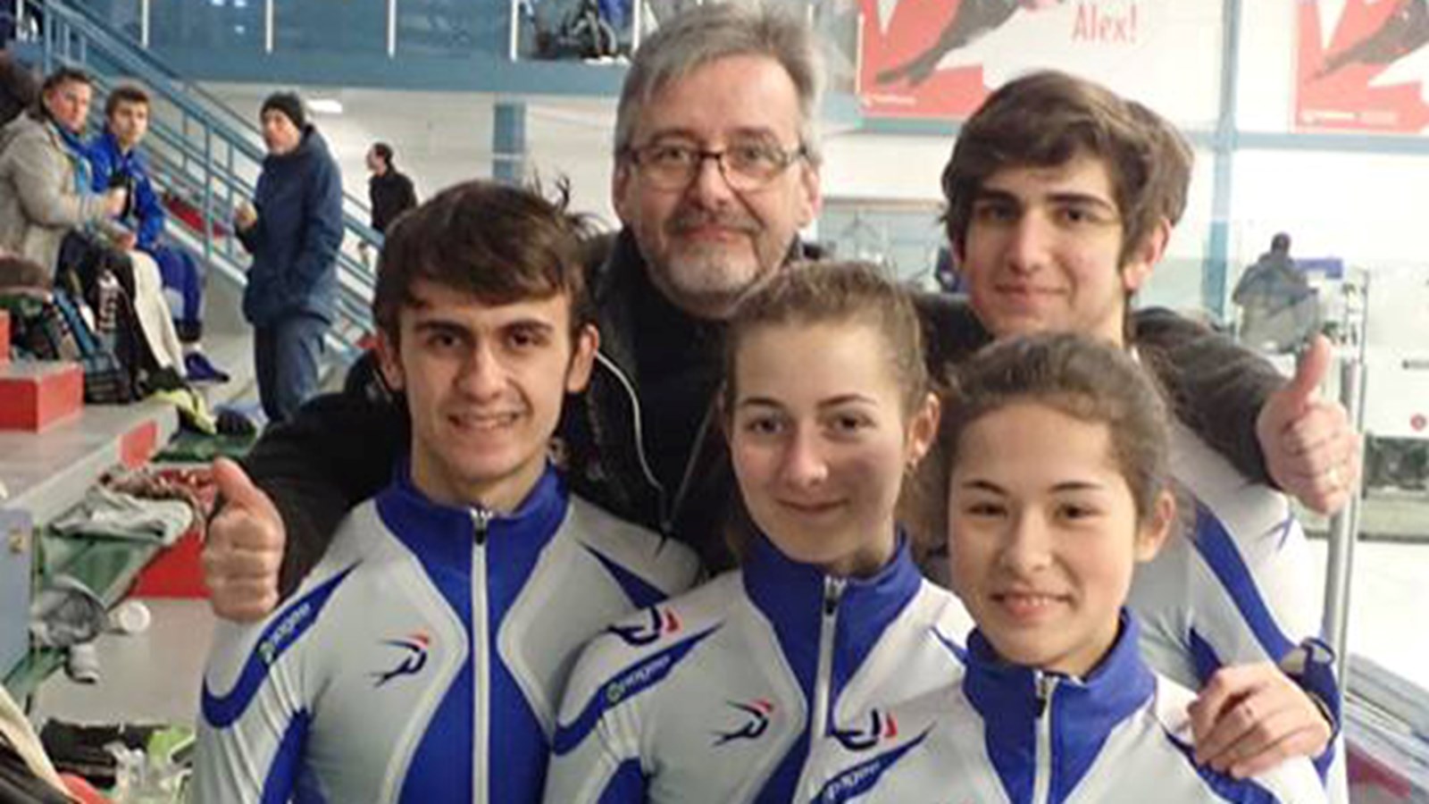 L'équipe aux Qualifications nationales junior. À l'avant : Bastien Lévesque, Jade Leduc, Annabel Zecchel. À l'arrière : Christian Cournoyer, entraîneur-chef, Félix Sylvestre.