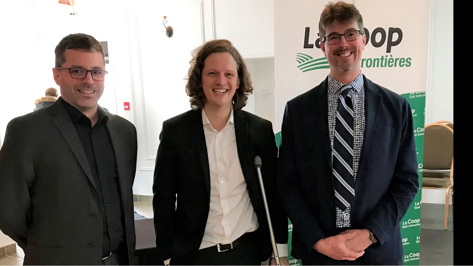 Jean-Sébastien Leblanc, Pierre-Yves McSween, comptable originaire de Salaberry-de-Valleyfield et Sylvain Brault ont pris part à l'AGA.