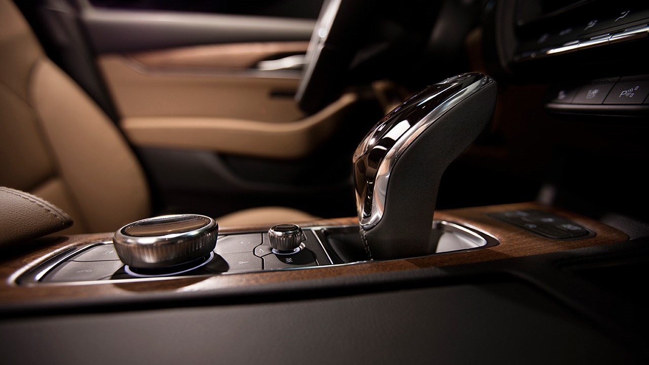 Une nouvelle berline dans la famille Cadillac : la CT5 2020