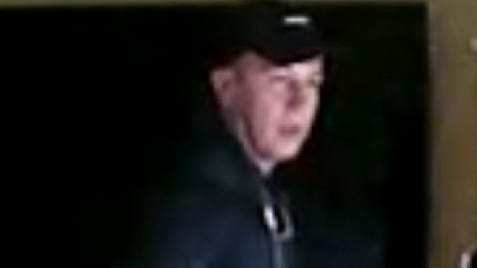Deux suspects recherchés pour une introduction par effraction