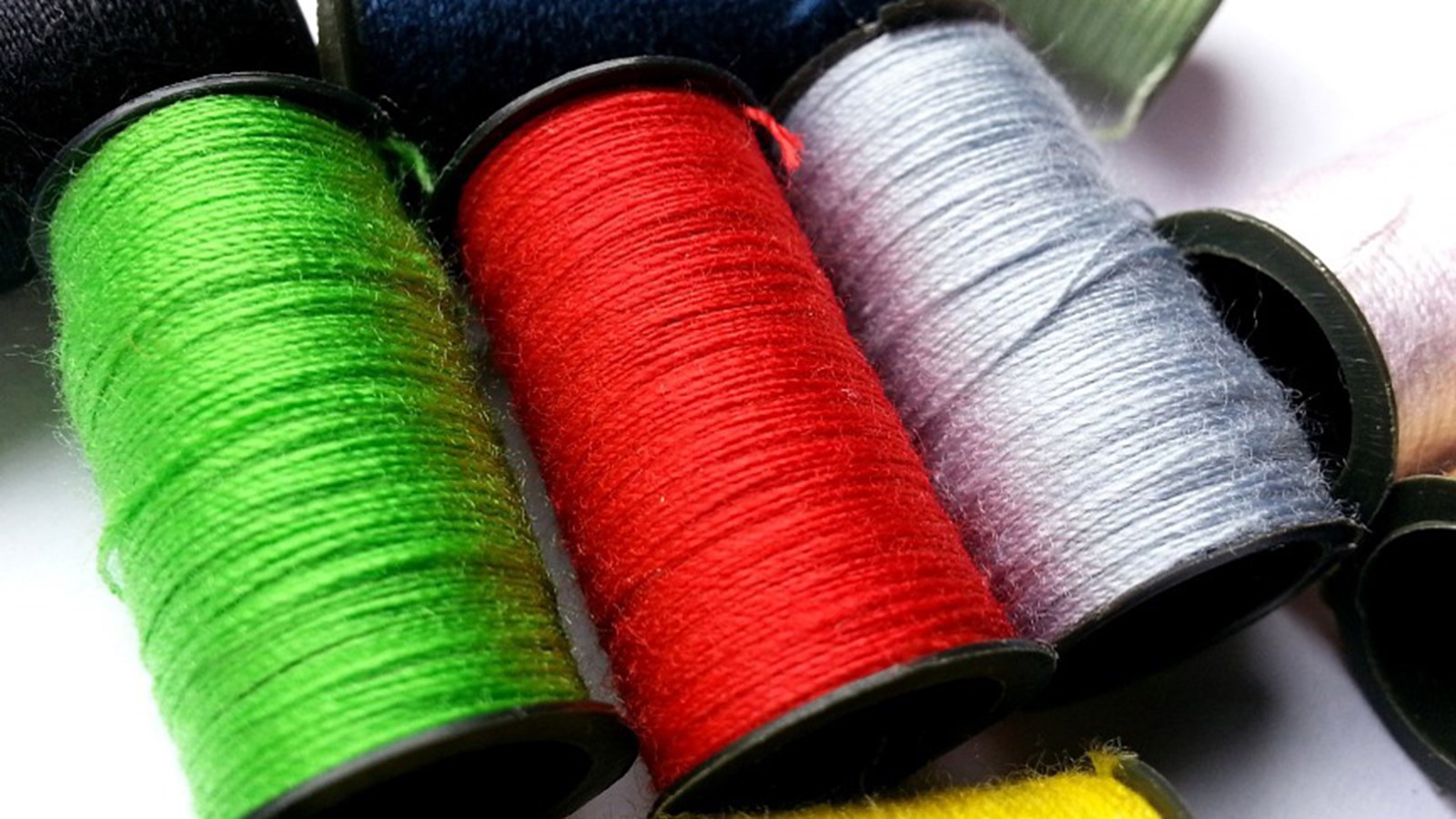 Apprenez les rudiments de la couture en confectionnant sacs et tabliers