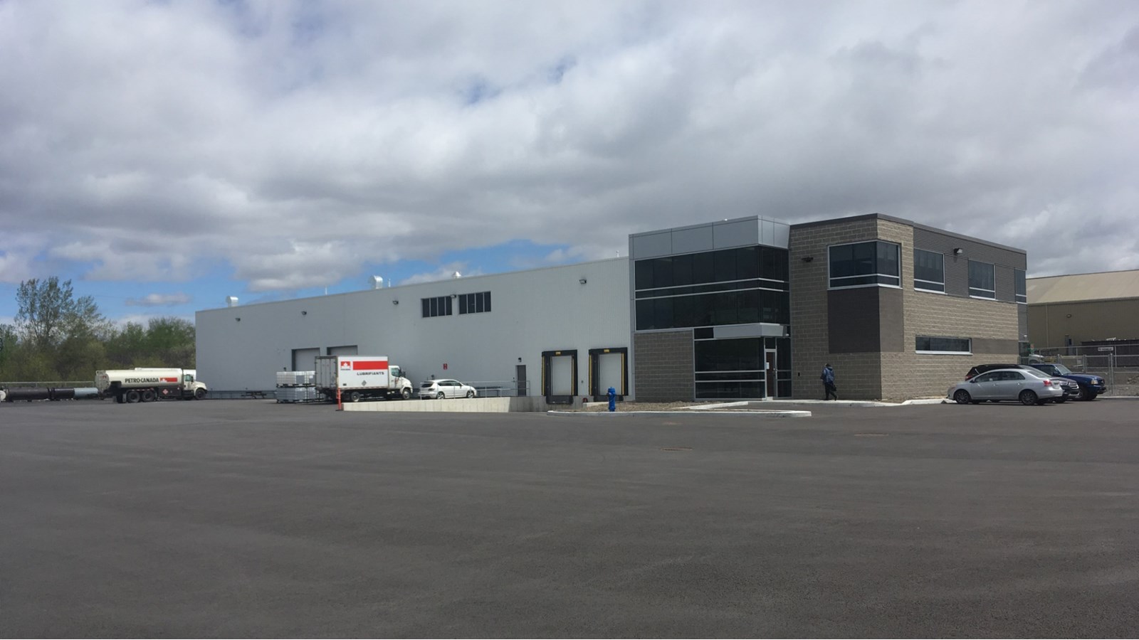 Nouvellement implantée à Salaberry-de-Valleyfield, l'entreprise précise avoir dégoté de la main-d'oeuvre de qualité très rapidement. Le salaire moyen se situe entre 20$ et 25 $ de l'heure. 
