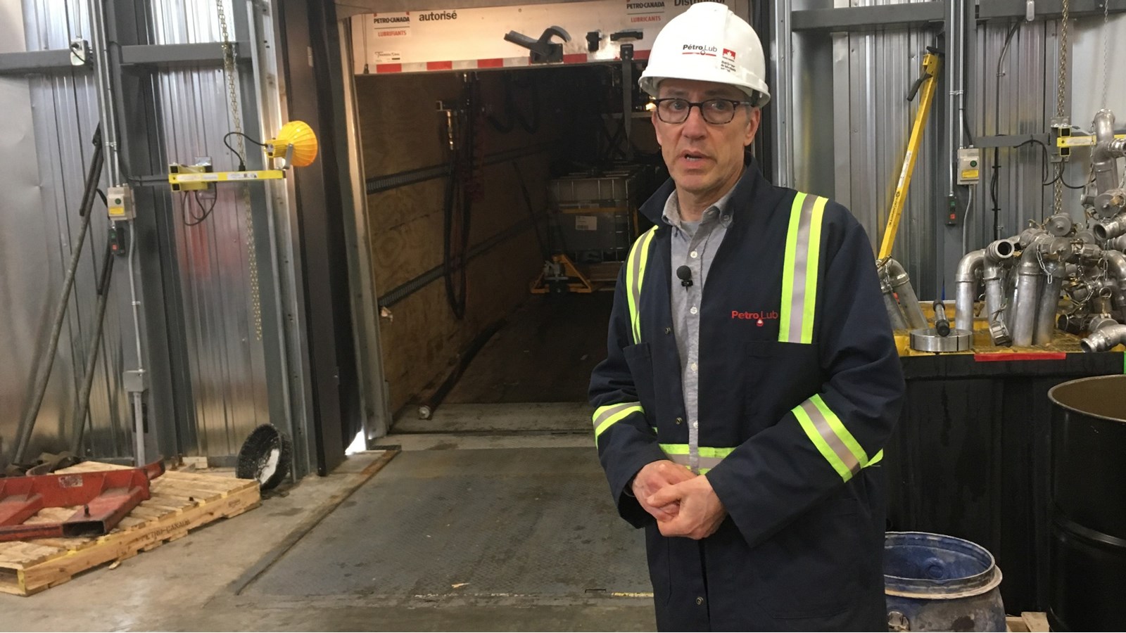 Paul Charron précise que les locaux de Salaberry-de-Valleyfield regroupent les services et employés des succursales d'Anjou, de la Raffinerie de Petro Canada (Montréal Est) et prochainement de l'Ontario (Ottawa). 