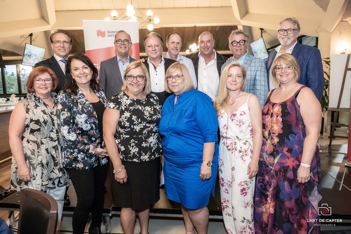 Pour souligner le 15 e anniversaire du tournoi, nous avons réuni 11 présidents d’honneur, qui formaient un comité d’honneur, présidé par M. Jean St-Pierre.