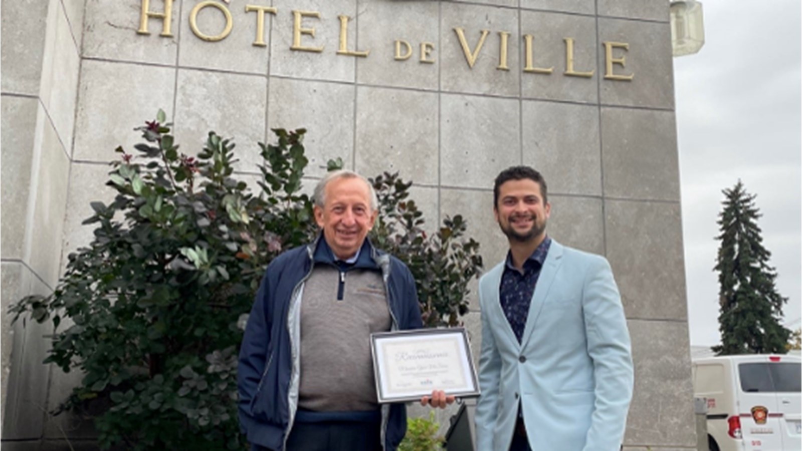 Un certificat de reconnaissance pour Yves McSween