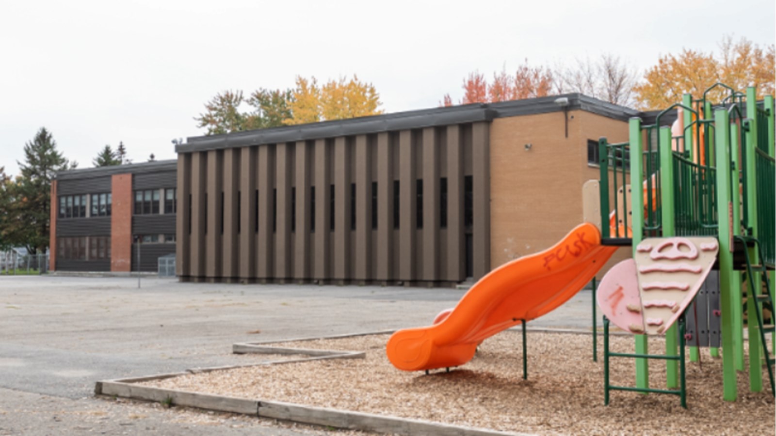 L'école Frédéric-Girard fait aussi l'objet d'une demande d'agrandissement 